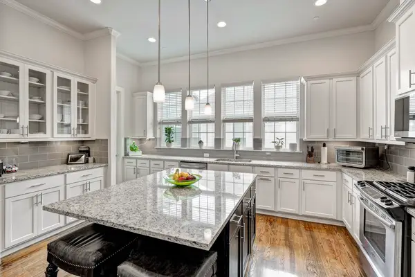 2616 Madeline Grove Drive, Houston, TX 77008