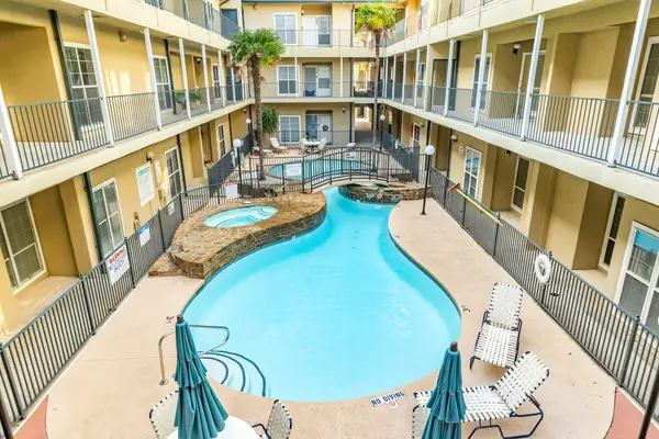 921 Marine Drive #120, Galveston, TX 77550