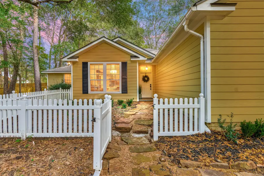 40210 Garwood Court, Magnolia, TX 77354 - Image #3