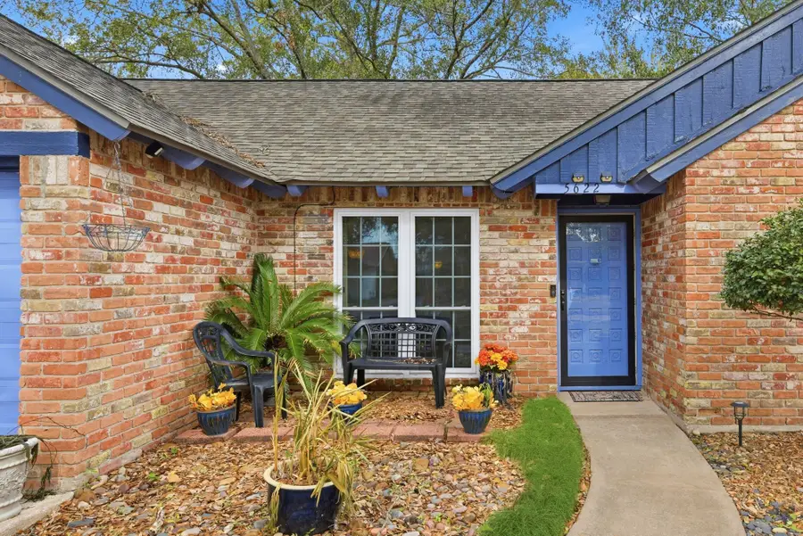 5622 Sheraton Oaks Drive, Houston, TX 77091 - Image #2