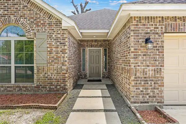 8906 Richland Drive, Houston, TX 77078