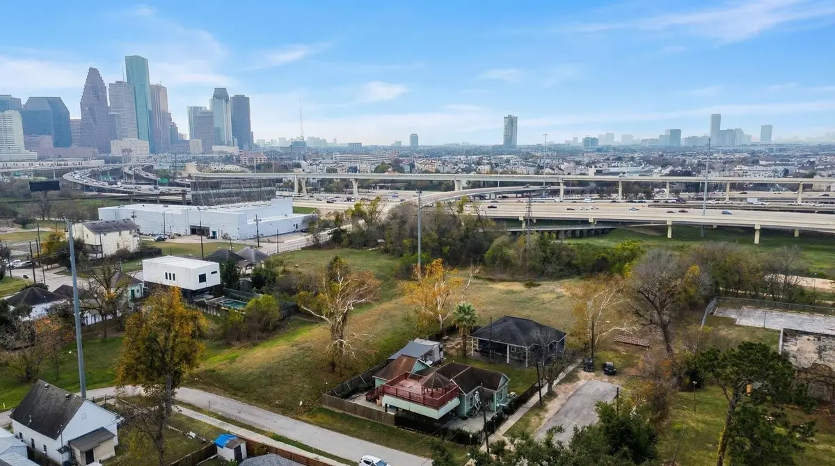 1917 Thomas Street, Houston, TX 77009 - #1