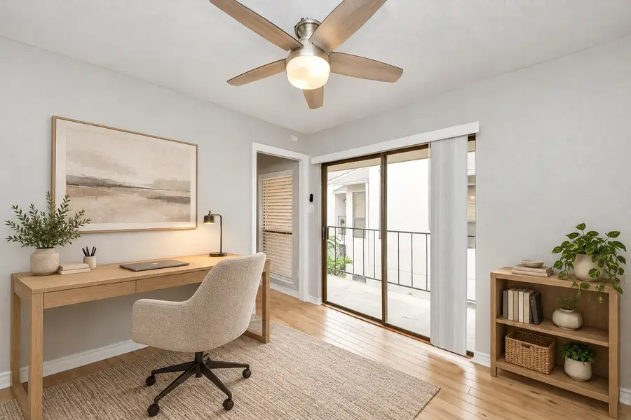 1818 Augusta Drive #8, Houston, TX 77057 - #3
