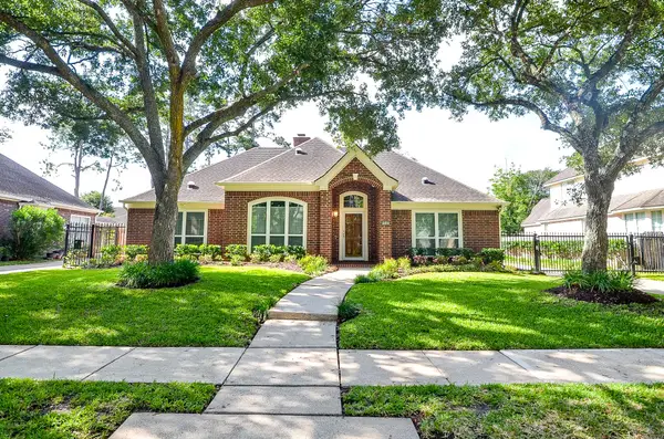 15814 El Dorado Oaks Drive, Houston, TX 77059
