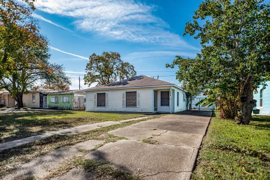 109 Tommy Drive, Port Lavaca, TX 77979 - #2
