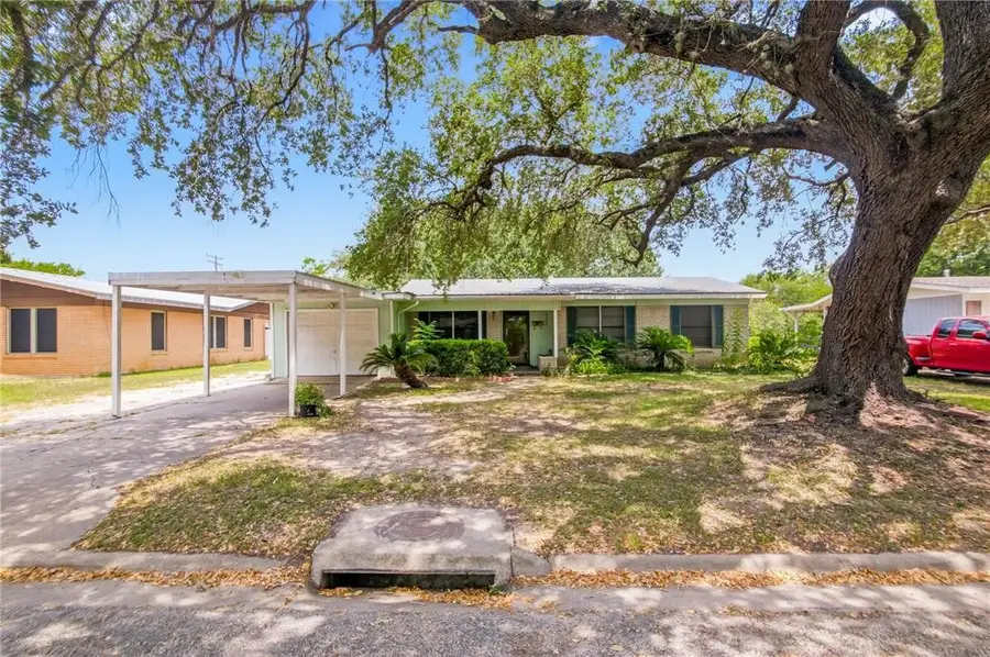 2302 E Rosebud Avenue, Victoria, TX 77901 - #3