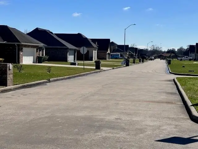 4235 Gaursen Street, Beaumont, TX 77705 - #3