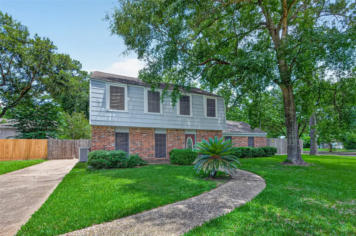 2239 Parkdale Drive, Houston, TX 77339 - #1