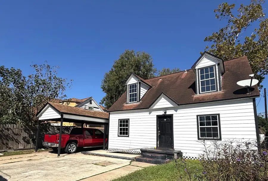 402 W James Street, Baytown, TX 77520 - Image #2