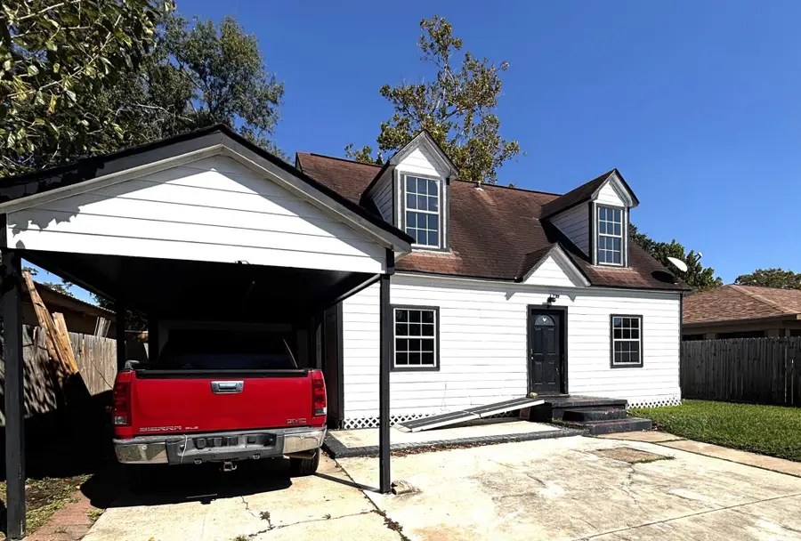 402 W James Street, Baytown, TX 77520 - Image #3