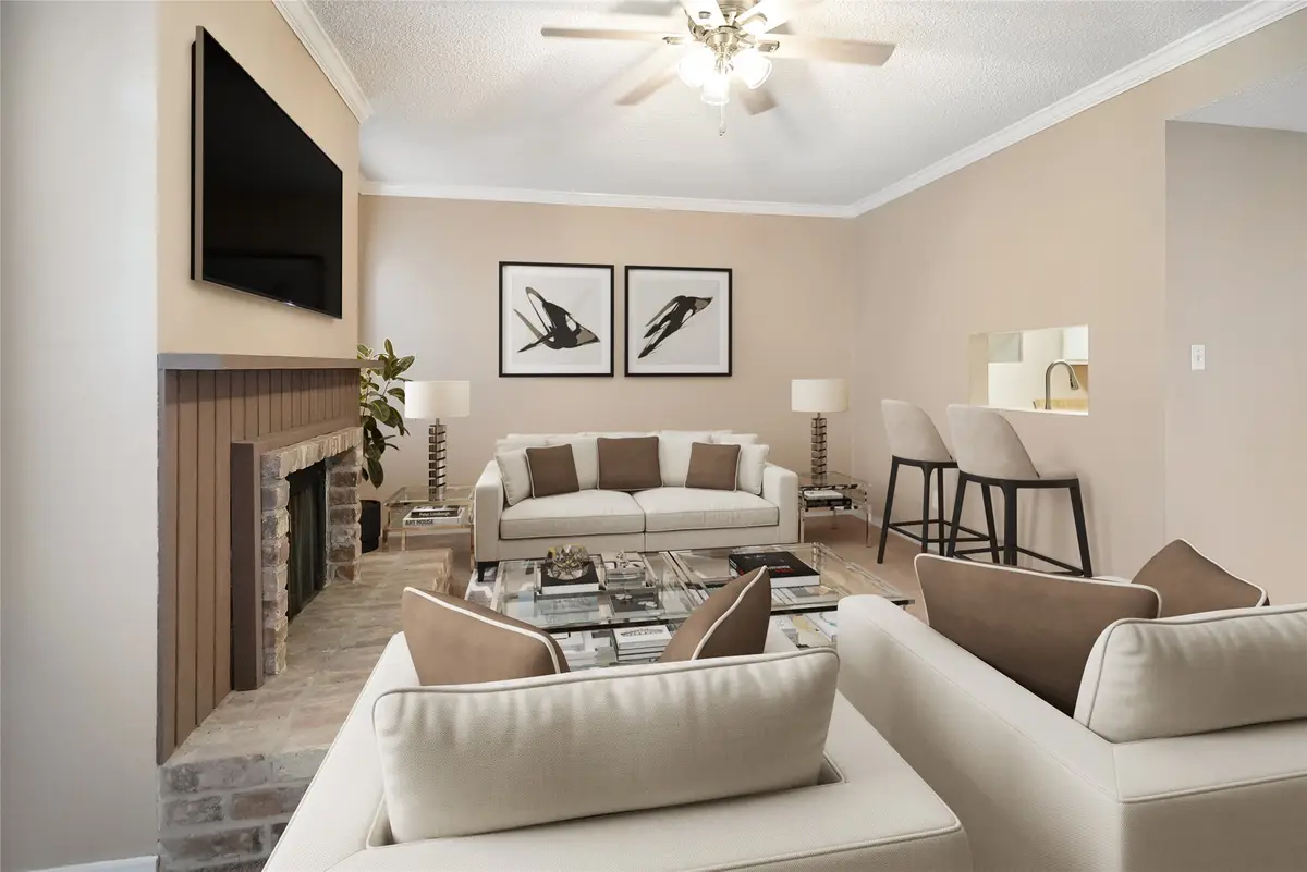 1100 Augusta Drive #7, Houston, TX 77057 - Image #1