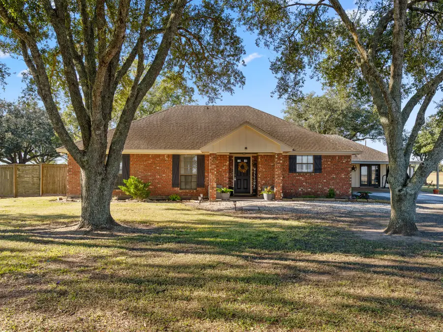 15924 Fm 442 Road, Needville, TX 77461 - Image #2