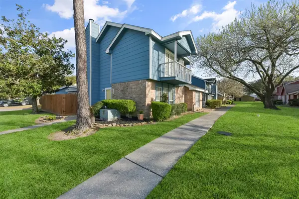 1941 Country Village Boulevard #A, Humble, TX 77338