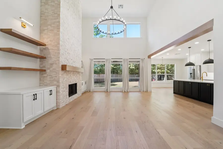 7 Clearbend Place, The Woodlands, TX 77384 - Image #2