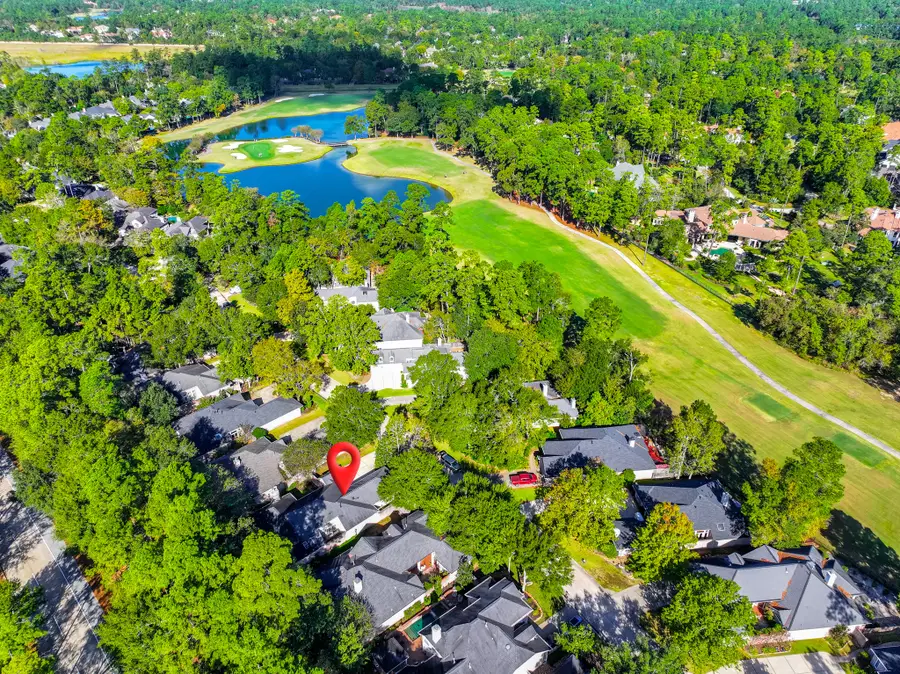 23 E Palmer Bend, The Woodlands, TX 77381 - Image #2