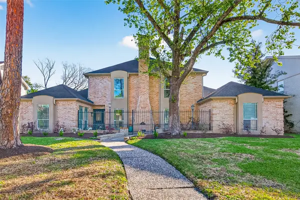 415 Lakeside Estates Drive, Houston, TX 77042