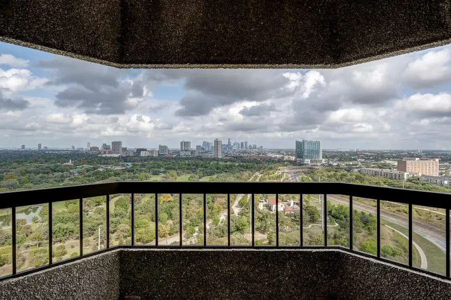 2001 Holcombe Boulevard #2304, Houston, TX 77030 - Image #3