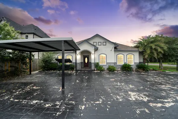1202 Niagara Street, Houston, TX 77051
