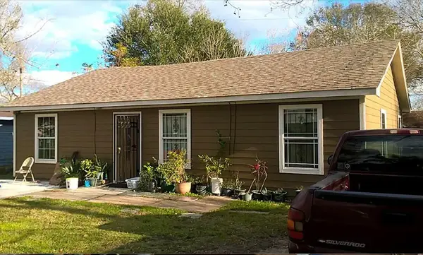 7335 Iwo Jima Road, Houston, TX 77033