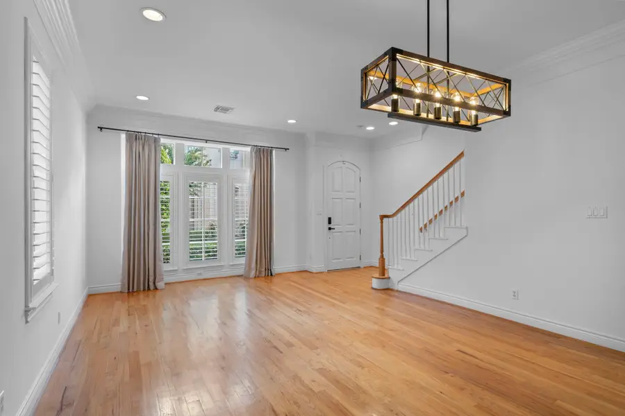 3219 N Pemberton Circle Drive, Houston, TX 77025 - Image #2