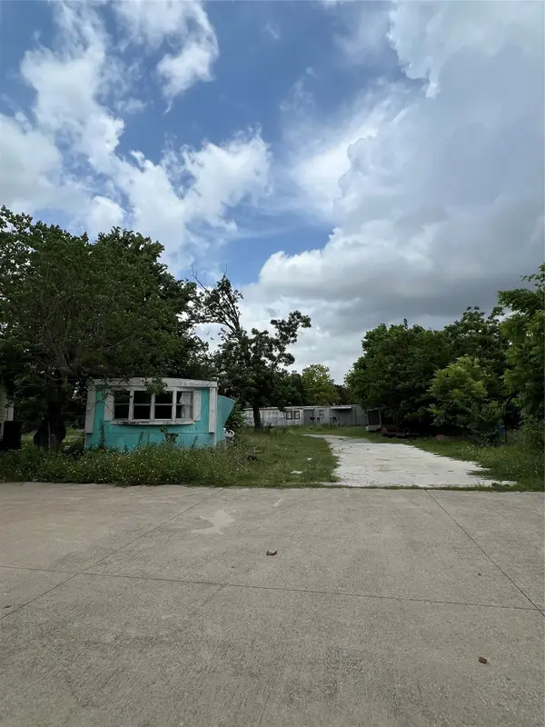 11049 Ell Road, Houston, TX 77093