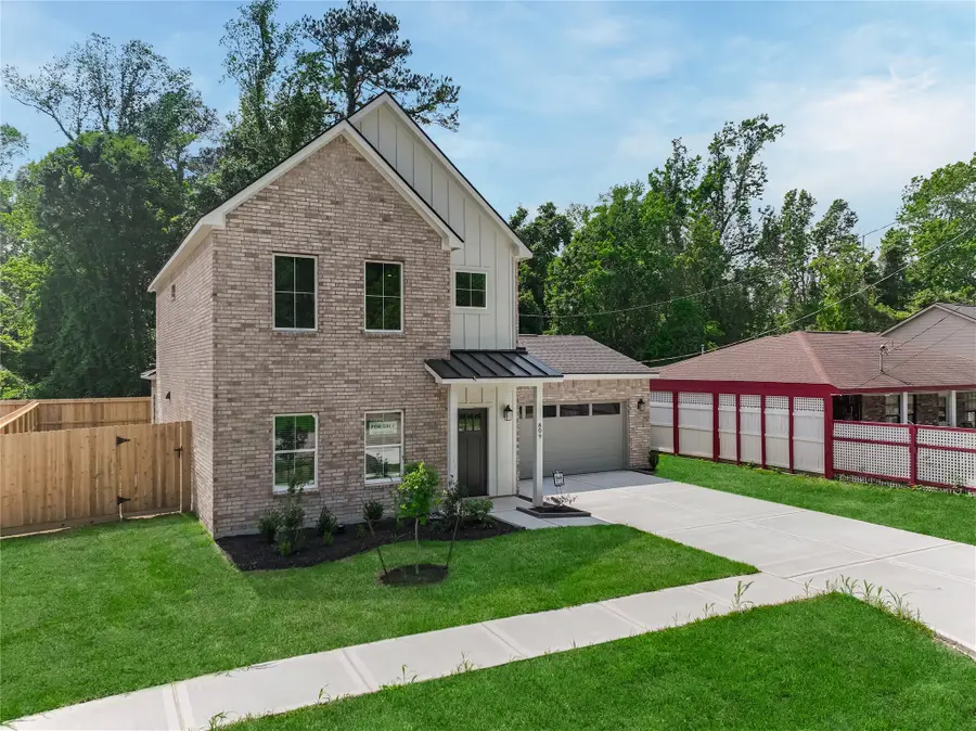 809 S Colbert Street, Dayton, TX 77535 - #2