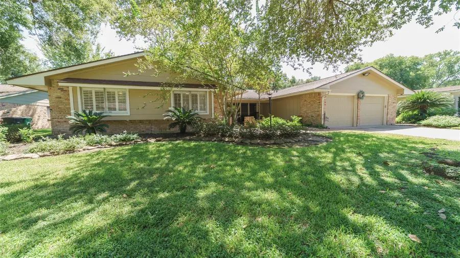 1506 Wavecrest Lane, Houston, TX 77062 - Image #2