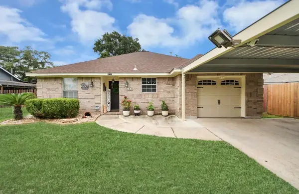 702 Ruth Street, Baytown, TX 77520