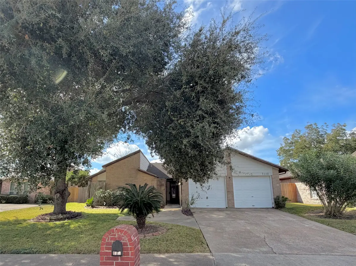 7110 Westbranch Drive, Houston, TX 77072 - Image #1