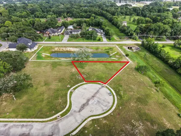 612 Acorn Creek Way, League City, TX 77573