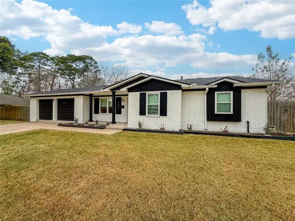 6811 Heron Drive, Houston, TX 77087