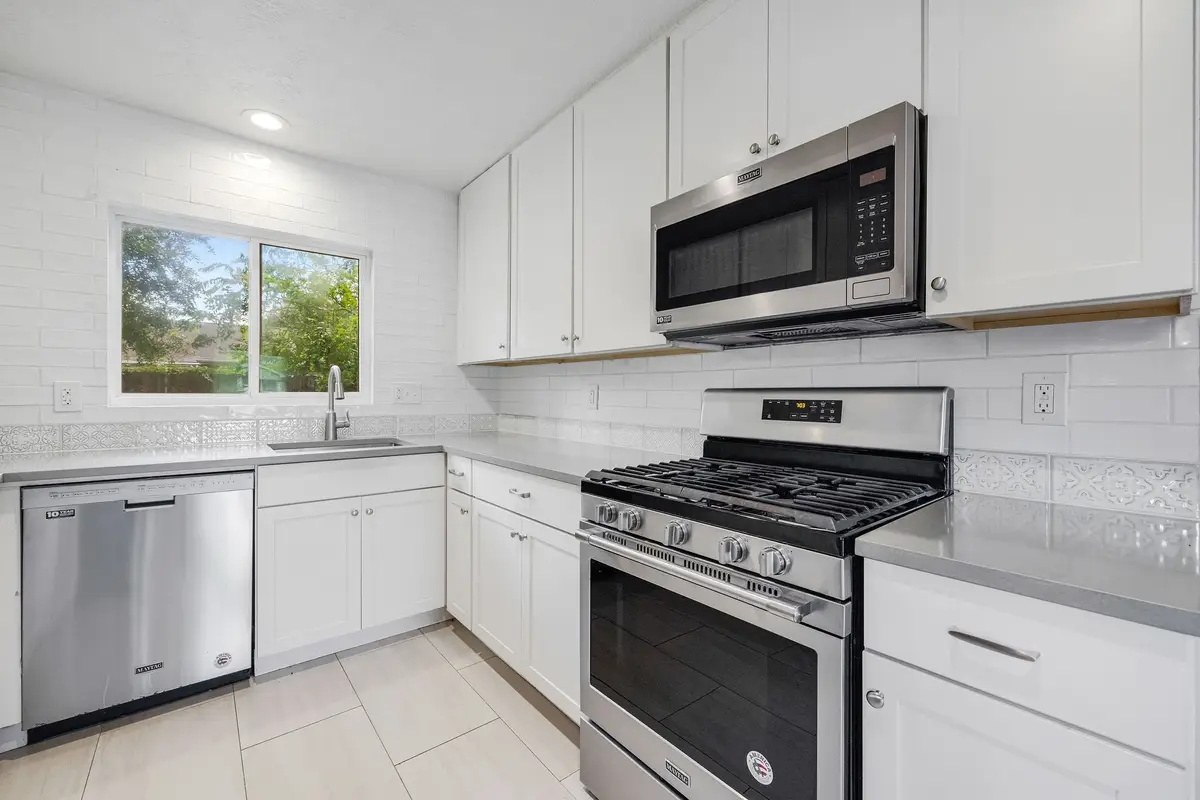 7515 Magnolia Street, Houston, TX 77023 - #1