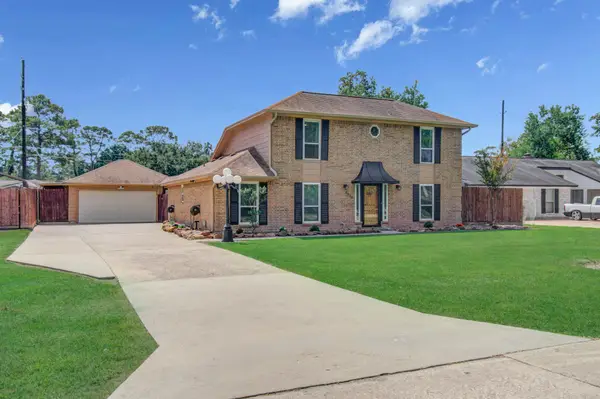 9834 Pinehurst Street, Baytown, TX 77521