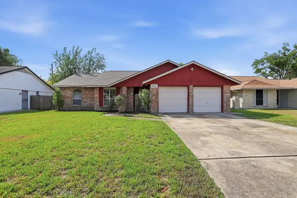 7031 Log Hollow Drive, Houston, TX 77040