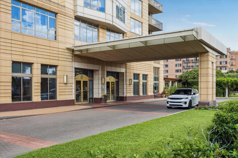 1100 Uptown Park Boulevard #103, Houston, TX 77056 - #3