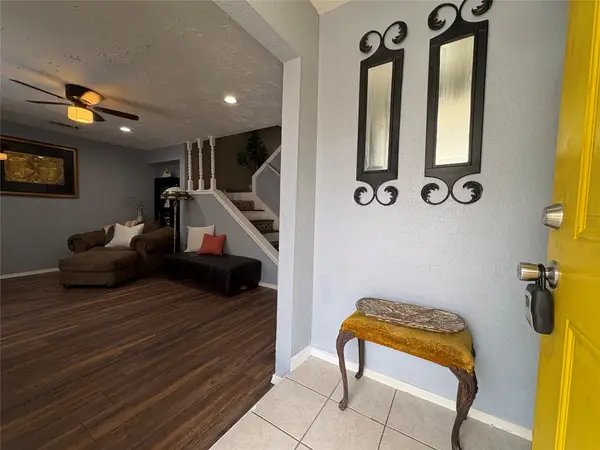 17119 Blackhawk Boulevard, Friendswood, TX 77546