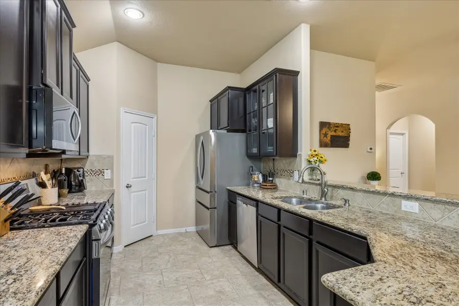 338 Kendall Crest Dr, Alvin, TX 77511 - #3