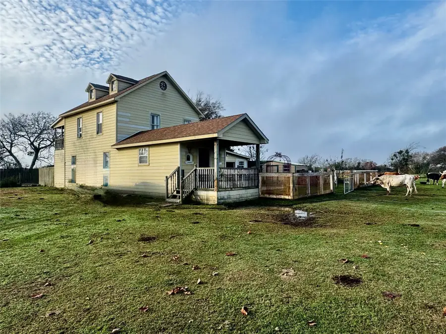 13340 State Highway 172, La Ward, TX 77970 - Image #2