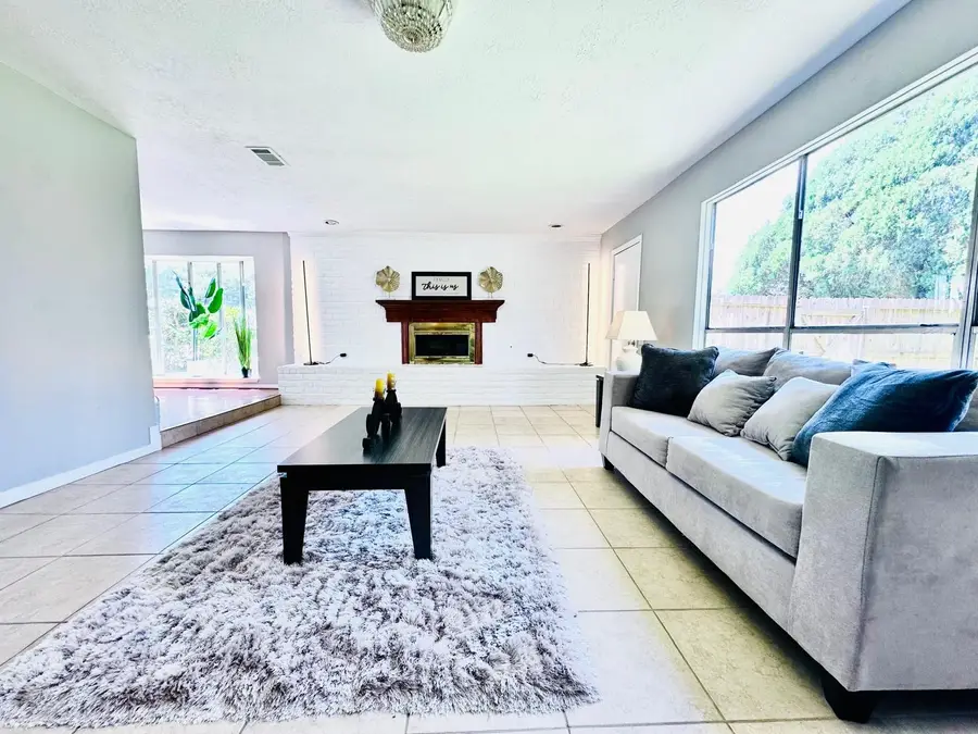 9578 W Airport Boulevard, Houston, TX 77031 - Image #3