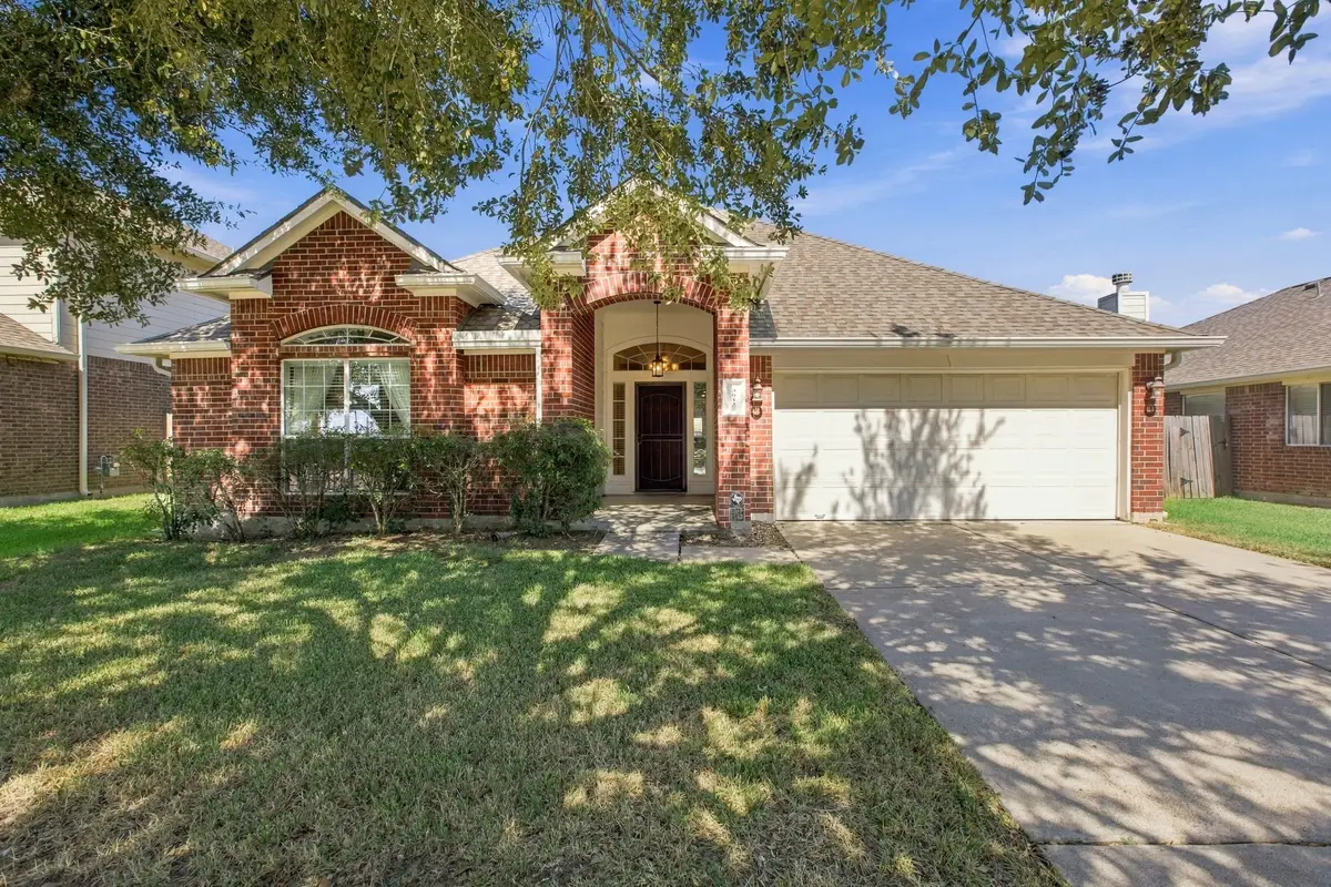 3012 Kings Isle Lane, Dickinson, TX 77539 - #1