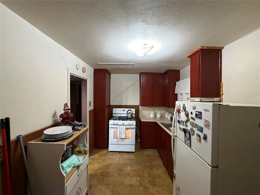 7326 Eisenhower Road, Houston, TX 77033 - #3