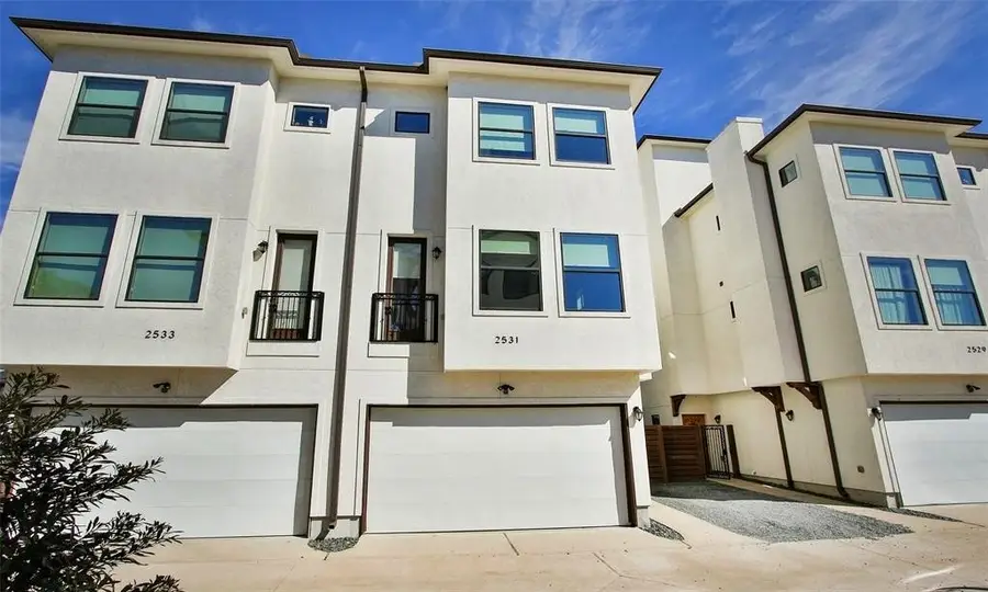 2529 Calumet Street, Houston, TX 77004 - #3