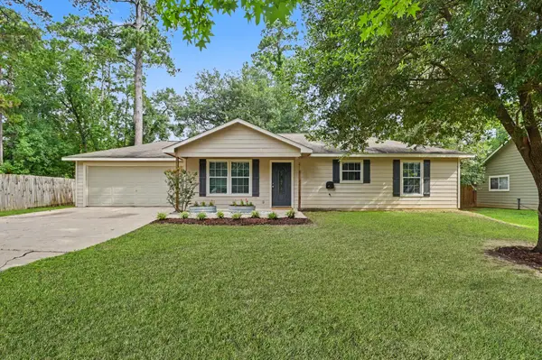 10807 Royal Tricia Drive, Conroe, TX 77303