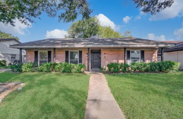 11735 N Perry Avenue, Houston, TX 77071