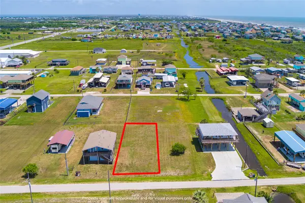 966 S Sage, Crystal Beach, TX 77650