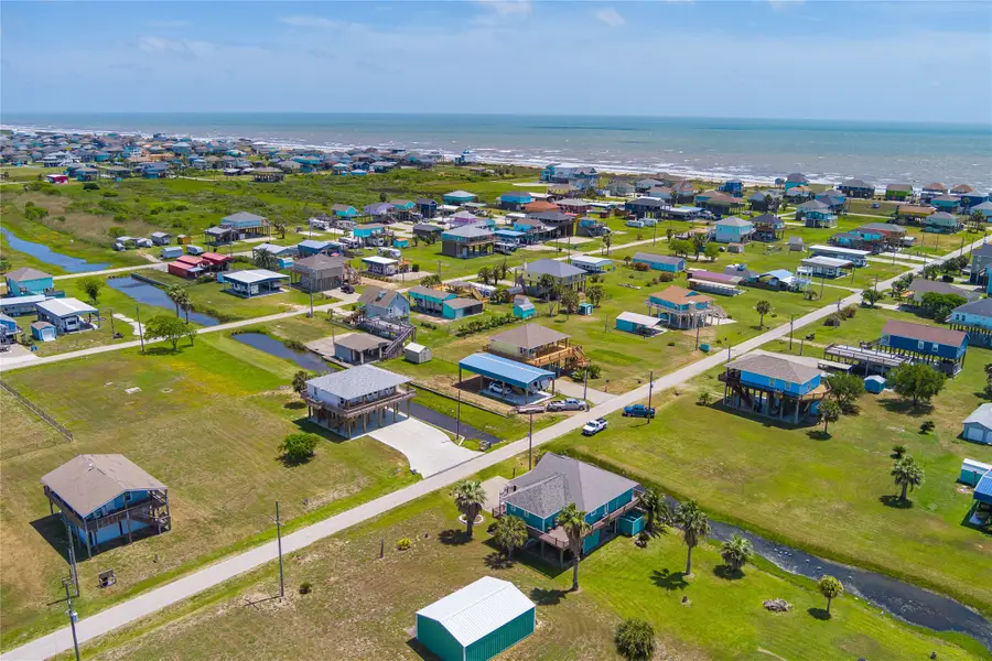 966 S Sage, Crystal Beach, TX 77650 - #2