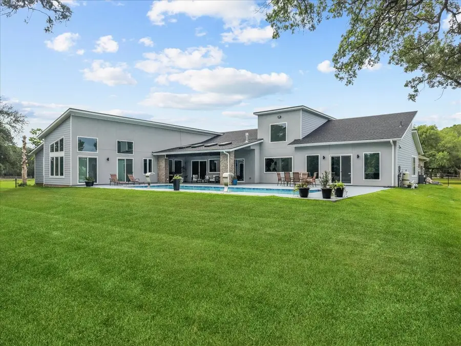 7627 Scott Avenue, Manvel, TX 77578 - #2