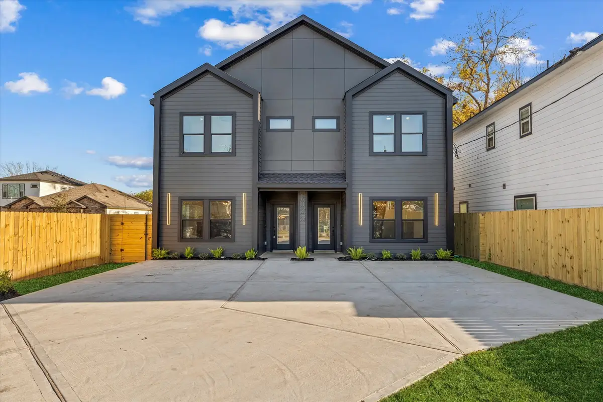 1025 Calvin Avenue, Houston, TX 77088 - Image #1