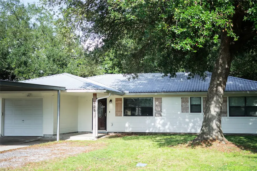 328 Paula Avenue, Bridge City, TX 77611 - #3