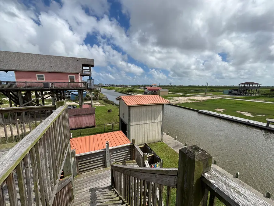 1311 Mabry Street, Gilchrist, TX 77617 - #3